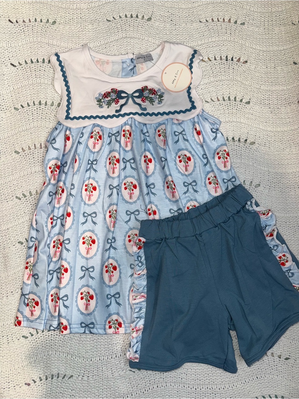 NWT Blue Floral Strawberry Bow-Accent Kids Set with Coordinating Shorts